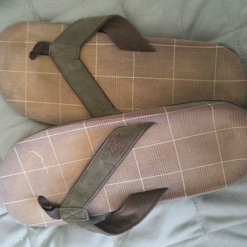 American Eagle Mens Sandals